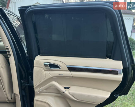 Черный Порше Каен, объемом двигателя 3.6 л и пробегом 274 тыс. км за 24950 $, фото 72 на Automoto.ua