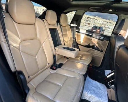 Черный Порше Каен, объемом двигателя 3 л и пробегом 170 тыс. км за 34999 $, фото 35 на Automoto.ua