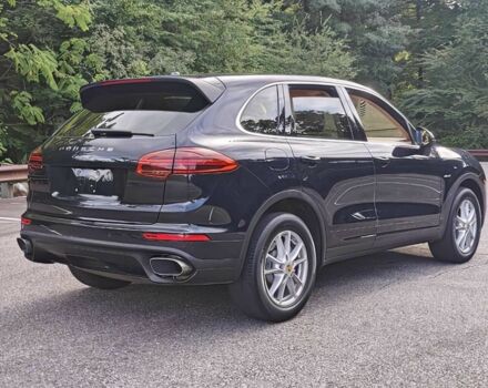 Черный Порше Каен, объемом двигателя 3 л и пробегом 79 тыс. км за 11500 $, фото 3 на Automoto.ua