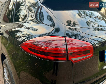 Черный Порше Каен, объемом двигателя 3.6 л и пробегом 274 тыс. км за 24950 $, фото 106 на Automoto.ua