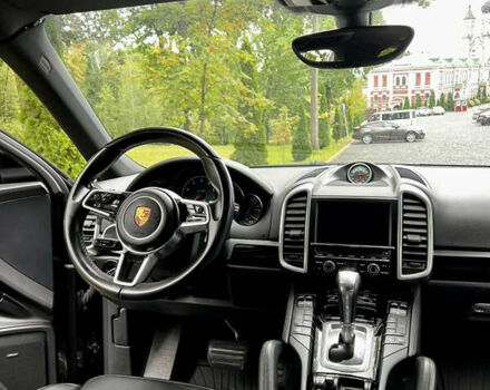 Черный Порше Каен, объемом двигателя 3.6 л и пробегом 201 тыс. км за 27777 $, фото 21 на Automoto.ua
