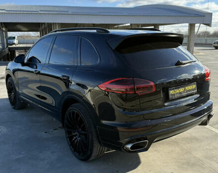 Черный Порше Каен, объемом двигателя 3 л и пробегом 170 тыс. км за 34999 $, фото 6 на Automoto.ua