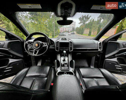 Черный Порше Каен, объемом двигателя 3.6 л и пробегом 201 тыс. км за 26900 $, фото 20 на Automoto.ua