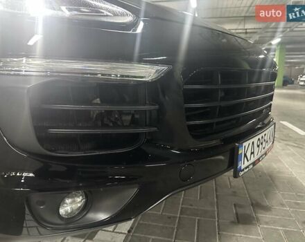 Чорний Порше Cayenne, об'ємом двигуна 3 л та пробігом 93 тис. км за 38000 $, фото 47 на Automoto.ua