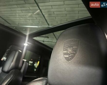 Чорний Порше Cayenne, об'ємом двигуна 3 л та пробігом 93 тис. км за 38000 $, фото 60 на Automoto.ua