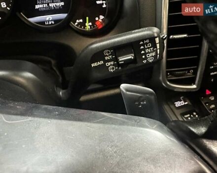 Чорний Порше Cayenne, об'ємом двигуна 3 л та пробігом 93 тис. км за 38000 $, фото 39 на Automoto.ua