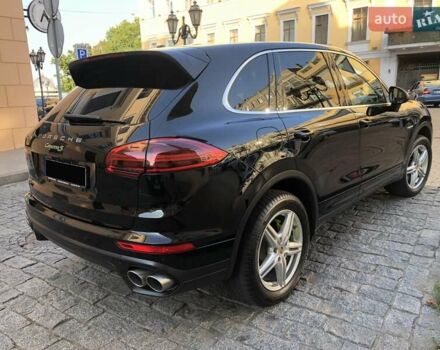 Черный Порше Каен, объемом двигателя 3 л и пробегом 111 тыс. км за 32989 $, фото 1 на Automoto.ua