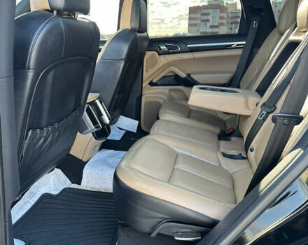 Черный Порше Каен, объемом двигателя 3 л и пробегом 170 тыс. км за 34999 $, фото 31 на Automoto.ua