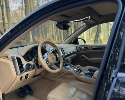 Чорний Порше Cayenne, об'ємом двигуна 3.6 л та пробігом 270 тис. км за 22500 $, фото 25 на Automoto.ua
