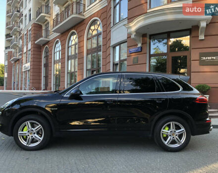 Черный Порше Каен, объемом двигателя 3 л и пробегом 110 тыс. км за 34000 $, фото 8 на Automoto.ua