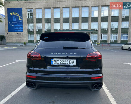 Черный Порше Каен, объемом двигателя 3 л и пробегом 248 тыс. км за 31000 $, фото 6 на Automoto.ua