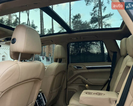 Черный Порше Каен, объемом двигателя 3.6 л и пробегом 274 тыс. км за 24950 $, фото 63 на Automoto.ua