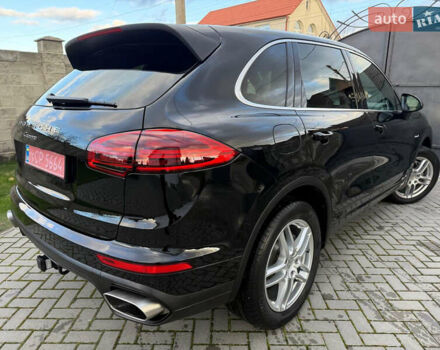 Черный Порше Каен, объемом двигателя 2.97 л и пробегом 170 тыс. км за 34500 $, фото 7 на Automoto.ua