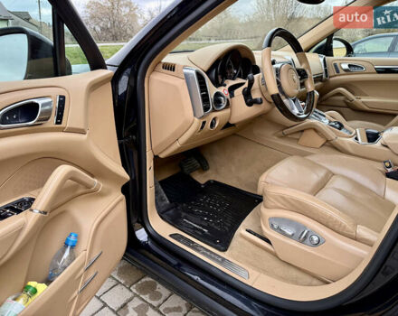 Черный Порше Каен, объемом двигателя 3.6 л и пробегом 134 тыс. км за 31000 $, фото 4 на Automoto.ua