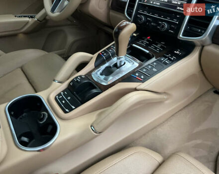 Черный Порше Каен, объемом двигателя 3.6 л и пробегом 274 тыс. км за 24950 $, фото 190 на Automoto.ua