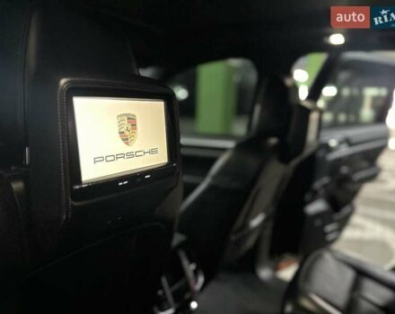 Чорний Порше Cayenne, об'ємом двигуна 3 л та пробігом 93 тис. км за 38000 $, фото 53 на Automoto.ua