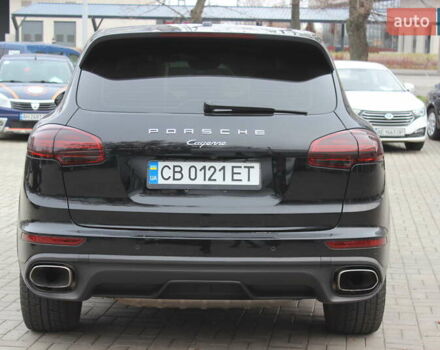 Черный Порше Каен, объемом двигателя 2.97 л и пробегом 196 тыс. км за 32000 $, фото 6 на Automoto.ua