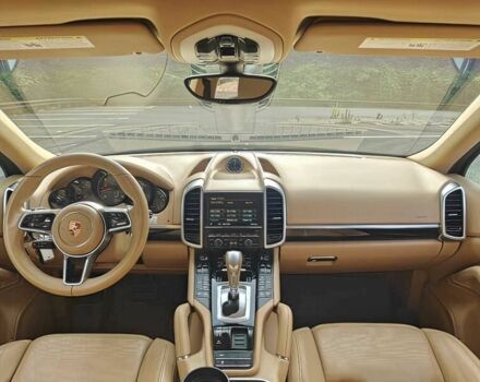 Черный Порше Каен, объемом двигателя 3 л и пробегом 79 тыс. км за 11500 $, фото 9 на Automoto.ua