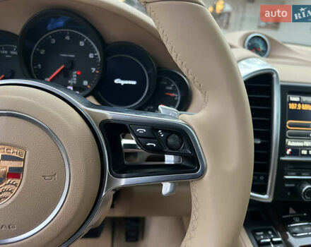 Черный Порше Каен, объемом двигателя 3.6 л и пробегом 274 тыс. км за 24950 $, фото 147 на Automoto.ua