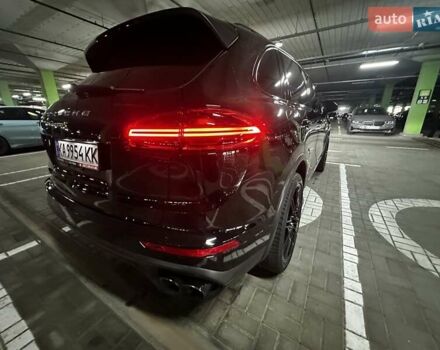 Чорний Порше Cayenne, об'ємом двигуна 3 л та пробігом 93 тис. км за 38000 $, фото 86 на Automoto.ua