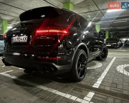 Чорний Порше Cayenne, об'ємом двигуна 3 л та пробігом 93 тис. км за 38000 $, фото 2 на Automoto.ua