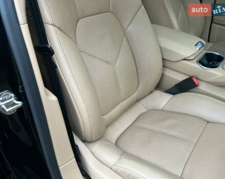 Черный Порше Каен, объемом двигателя 3.6 л и пробегом 274 тыс. км за 24950 $, фото 86 на Automoto.ua