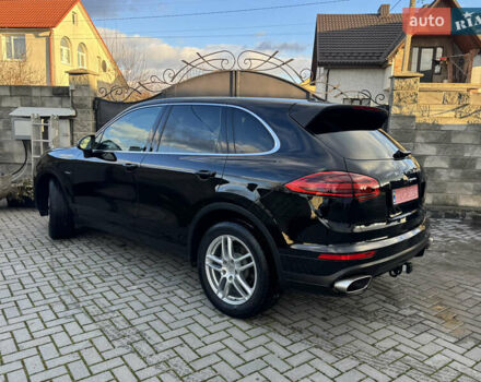 Черный Порше Каен, объемом двигателя 2.97 л и пробегом 170 тыс. км за 34500 $, фото 11 на Automoto.ua