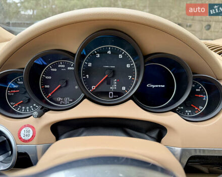 Чорний Порше Cayenne, об'ємом двигуна 3.6 л та пробігом 138 тис. км за 31000 $, фото 40 на Automoto.ua