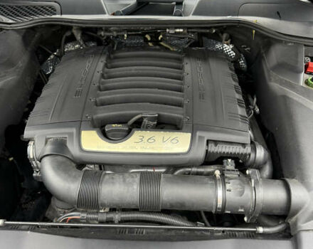 Черный Порше Каен, объемом двигателя 3.6 л и пробегом 222 тыс. км за 18000 $, фото 12 на Automoto.ua