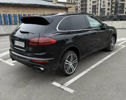 Черный Порше Каен, объемом двигателя 3.6 л и пробегом 222 тыс. км за 18000 $, фото 1 на Automoto.ua