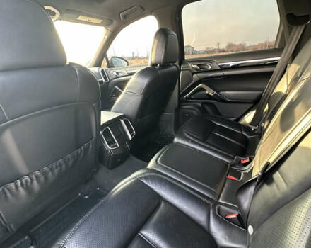 Чорний Порше Cayenne, об'ємом двигуна 2.97 л та пробігом 140 тис. км за 32500 $, фото 13 на Automoto.ua