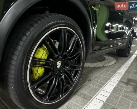 Чорний Порше Cayenne, об'ємом двигуна 3 л та пробігом 93 тис. км за 38000 $, фото 9 на Automoto.ua