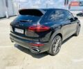 Черный Порше Каен, объемом двигателя 2.97 л и пробегом 153 тыс. км за 42000 $, фото 4 на Automoto.ua