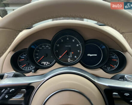 Черный Порше Каен, объемом двигателя 3.6 л и пробегом 274 тыс. км за 24950 $, фото 141 на Automoto.ua