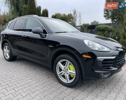 Чорний Порше Cayenne, об'ємом двигуна 3 л та пробігом 191 тис. км за 25999 $, фото 3 на Automoto.ua