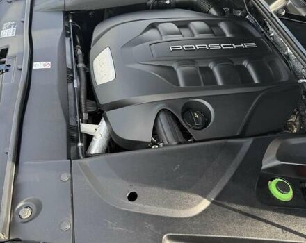 Черный Порше Каен, объемом двигателя 3 л и пробегом 124 тыс. км за 38000 $, фото 11 на Automoto.ua