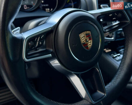 Черный Порше Каен, объемом двигателя 3 л и пробегом 101 тыс. км за 32000 $, фото 10 на Automoto.ua