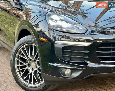 Черный Порше Каен, объемом двигателя 3.6 л и пробегом 274 тыс. км за 24950 $, фото 6 на Automoto.ua