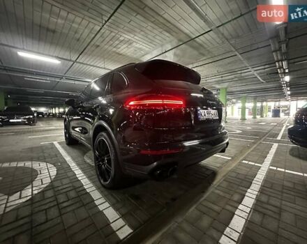 Чорний Порше Cayenne, об'ємом двигуна 3 л та пробігом 93 тис. км за 38000 $, фото 84 на Automoto.ua