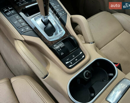 Черный Порше Каен, объемом двигателя 3.6 л и пробегом 274 тыс. км за 24950 $, фото 47 на Automoto.ua