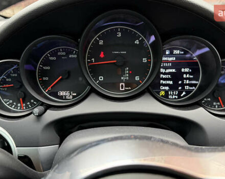 Черный Порше Каен, объемом двигателя 2.97 л и пробегом 138 тыс. км за 35500 $, фото 29 на Automoto.ua