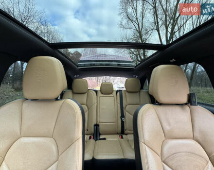 Черный Порше Каен, объемом двигателя 2.97 л и пробегом 249 тыс. км за 37000 $, фото 25 на Automoto.ua