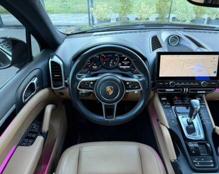 Черный Порше Каен, объемом двигателя 3.6 л и пробегом 168 тыс. км за 27900 $, фото 9 на Automoto.ua