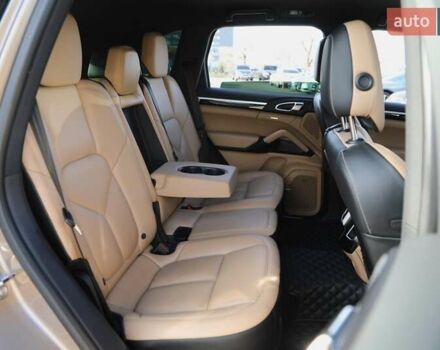 Чорний Порше Cayenne, об'ємом двигуна 3.6 л та пробігом 85 тис. км за 31000 $, фото 8 на Automoto.ua