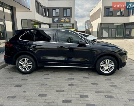 Чорний Порше Cayenne, об'ємом двигуна 2.97 л та пробігом 157 тис. км за 28900 $, фото 1 на Automoto.ua