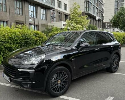 Чорний Порше Cayenne, об'ємом двигуна 4.13 л та пробігом 225 тис. км за 47000 $, фото 5 на Automoto.ua