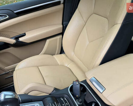 Черный Порше Каен, объемом двигателя 2.97 л и пробегом 138 тыс. км за 35500 $, фото 27 на Automoto.ua