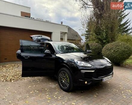Черный Порше Каен, объемом двигателя 3 л и пробегом 140 тыс. км за 25900 $, фото 27 на Automoto.ua