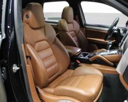 Черный Порше Каен, объемом двигателя 3.6 л и пробегом 132 тыс. км за 25500 $, фото 22 на Automoto.ua