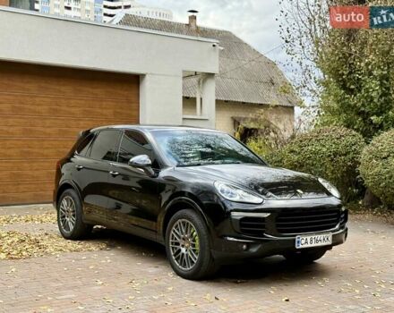 Черный Порше Каен, объемом двигателя 3 л и пробегом 140 тыс. км за 25900 $, фото 79 на Automoto.ua